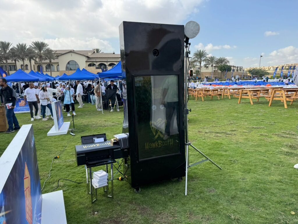 basic photobooth, hawkbooth, luxury